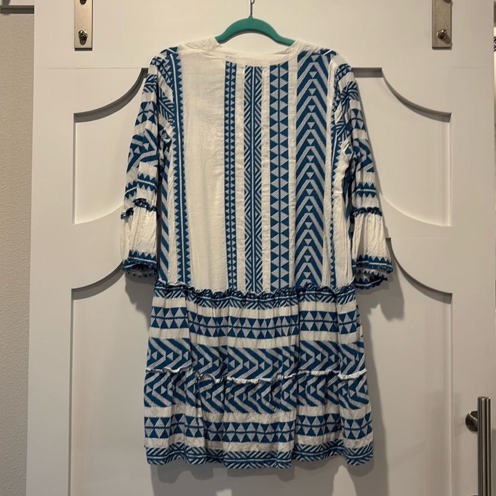 THML Dress - Picture 2 of 4